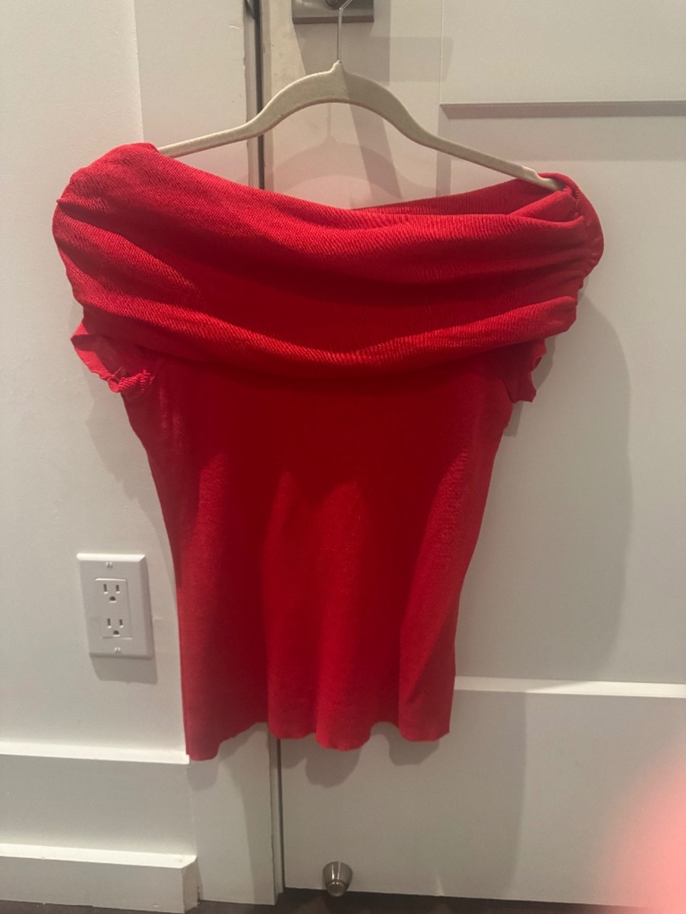 ASTR off the shoulder top in red